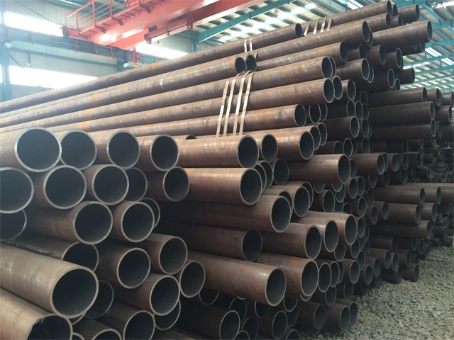 十堰化肥设备用高压无缝钢管